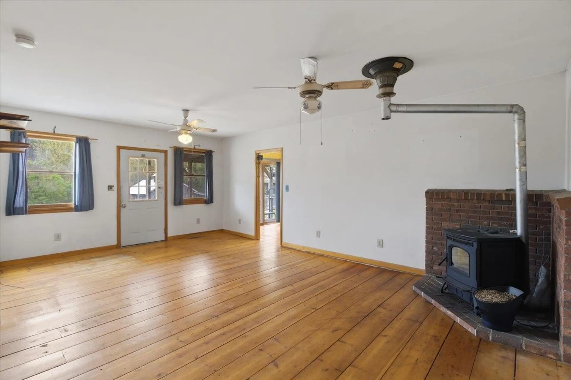 2154 Us Route 7 Pownal VT 05261