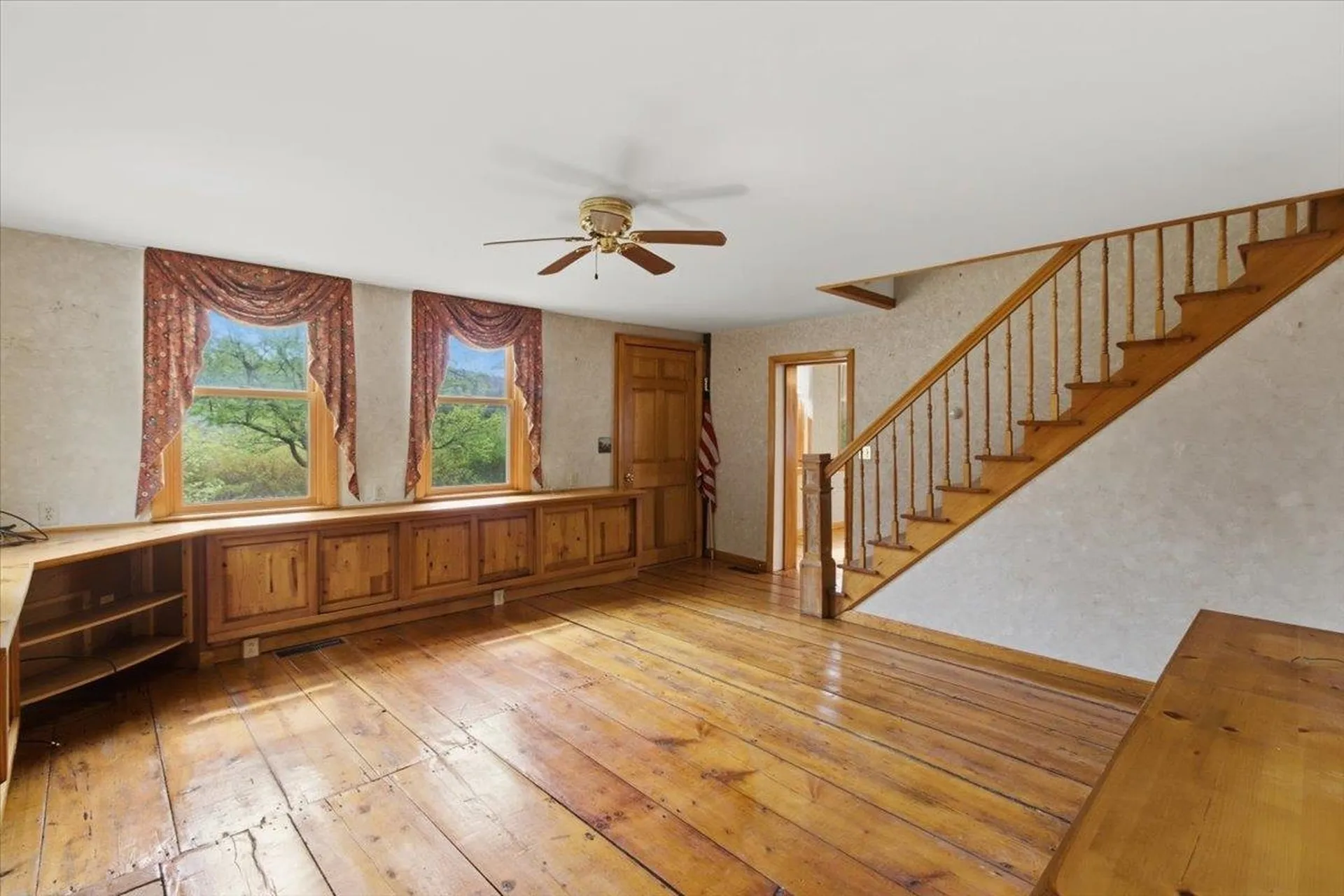2154 Us Route 7 Pownal VT 05261