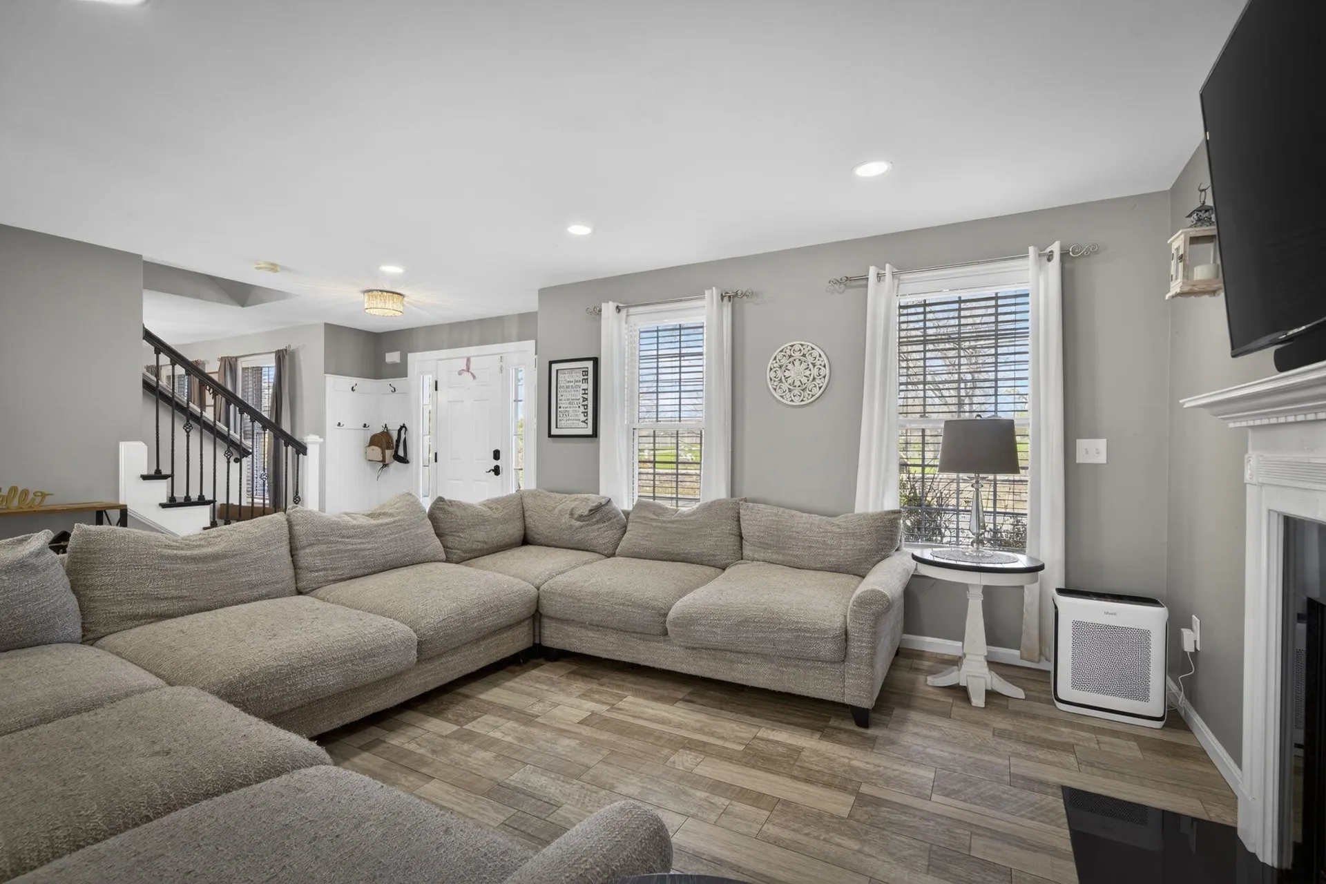54 Pine Hill Road Nashua NH 03063