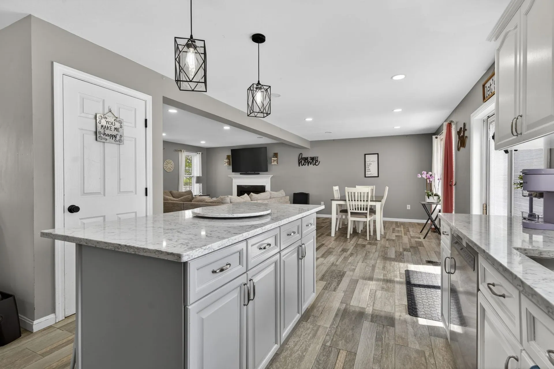 54 Pine Hill Road Nashua NH 03063