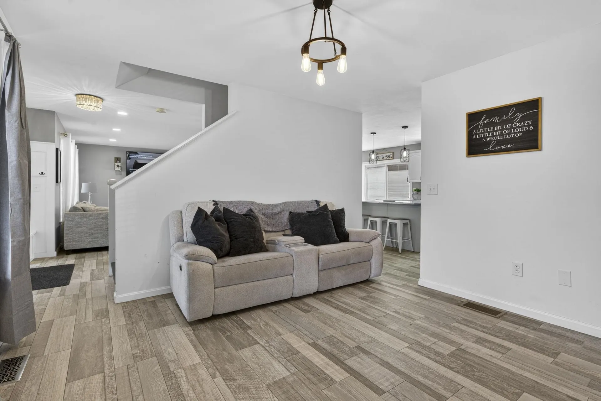 54 Pine Hill Road Nashua NH 03063