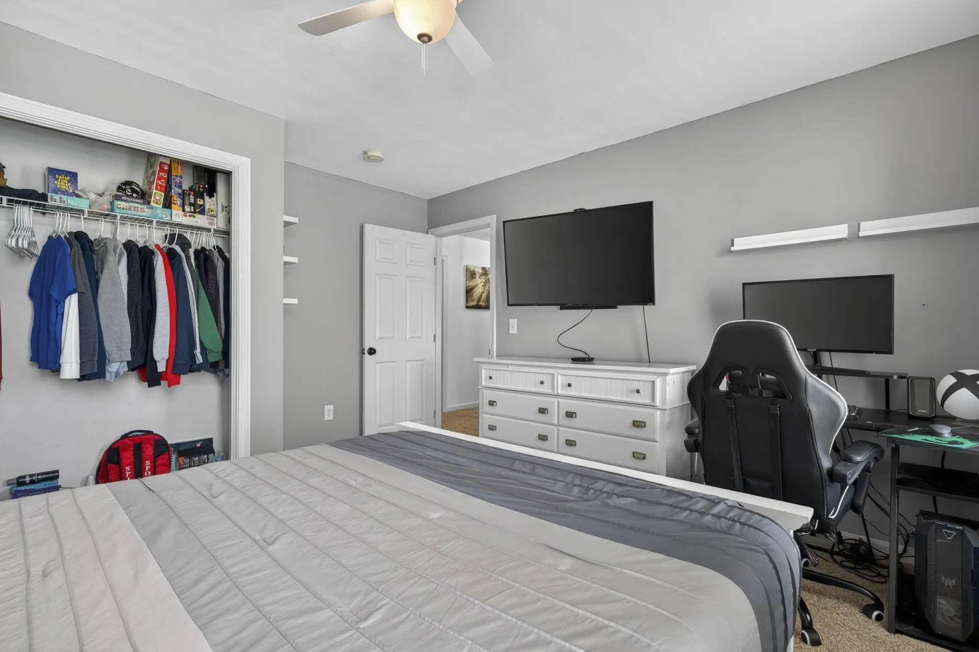 54 Pine Hill Road Nashua NH 03063
