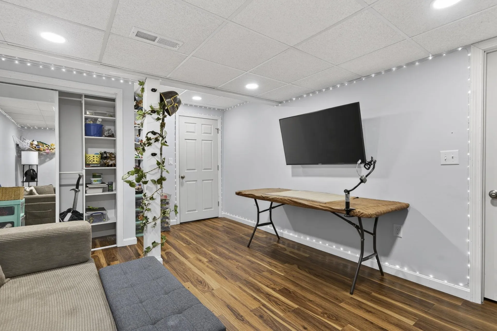 54 Pine Hill Road Nashua NH 03063