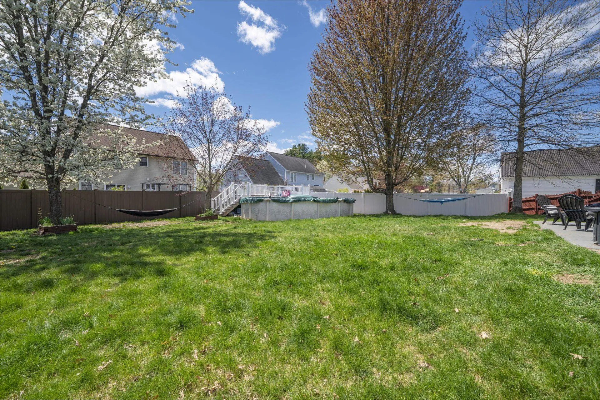 54 Pine Hill Road Nashua NH 03063