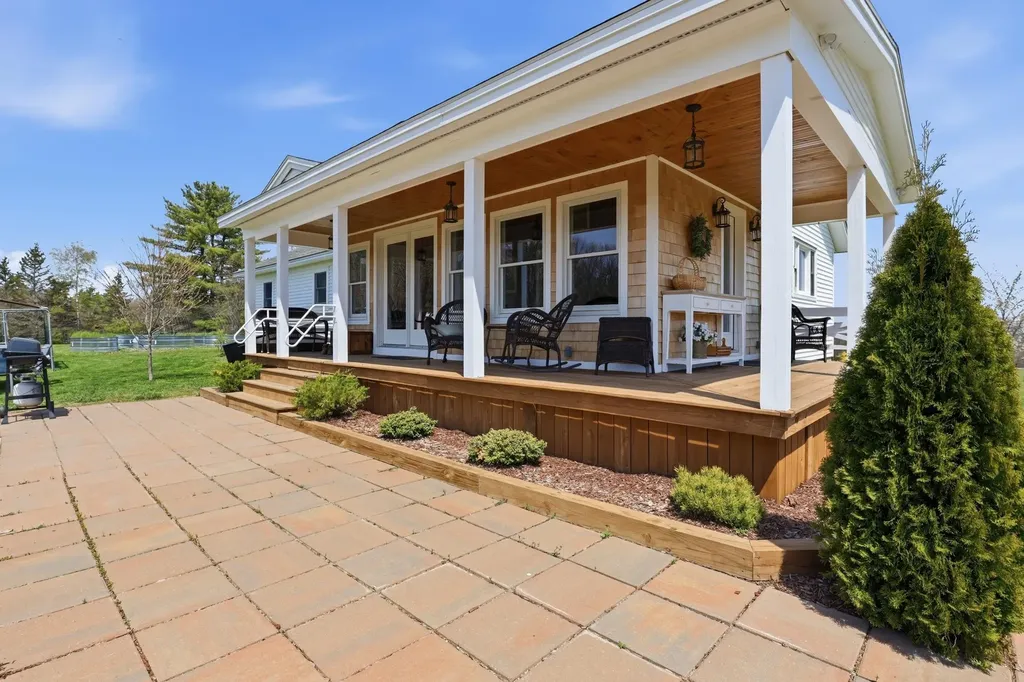 557 South Barnstead Road Barnstead NH 03225