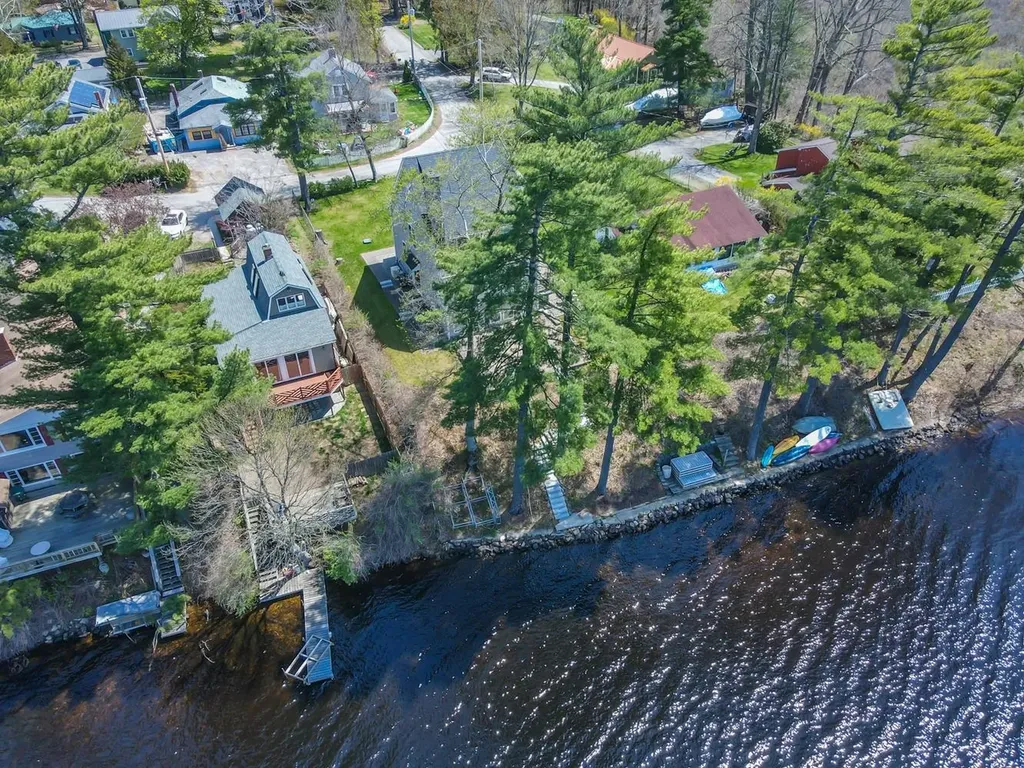 14 Marcoux Road Newton NH 03858