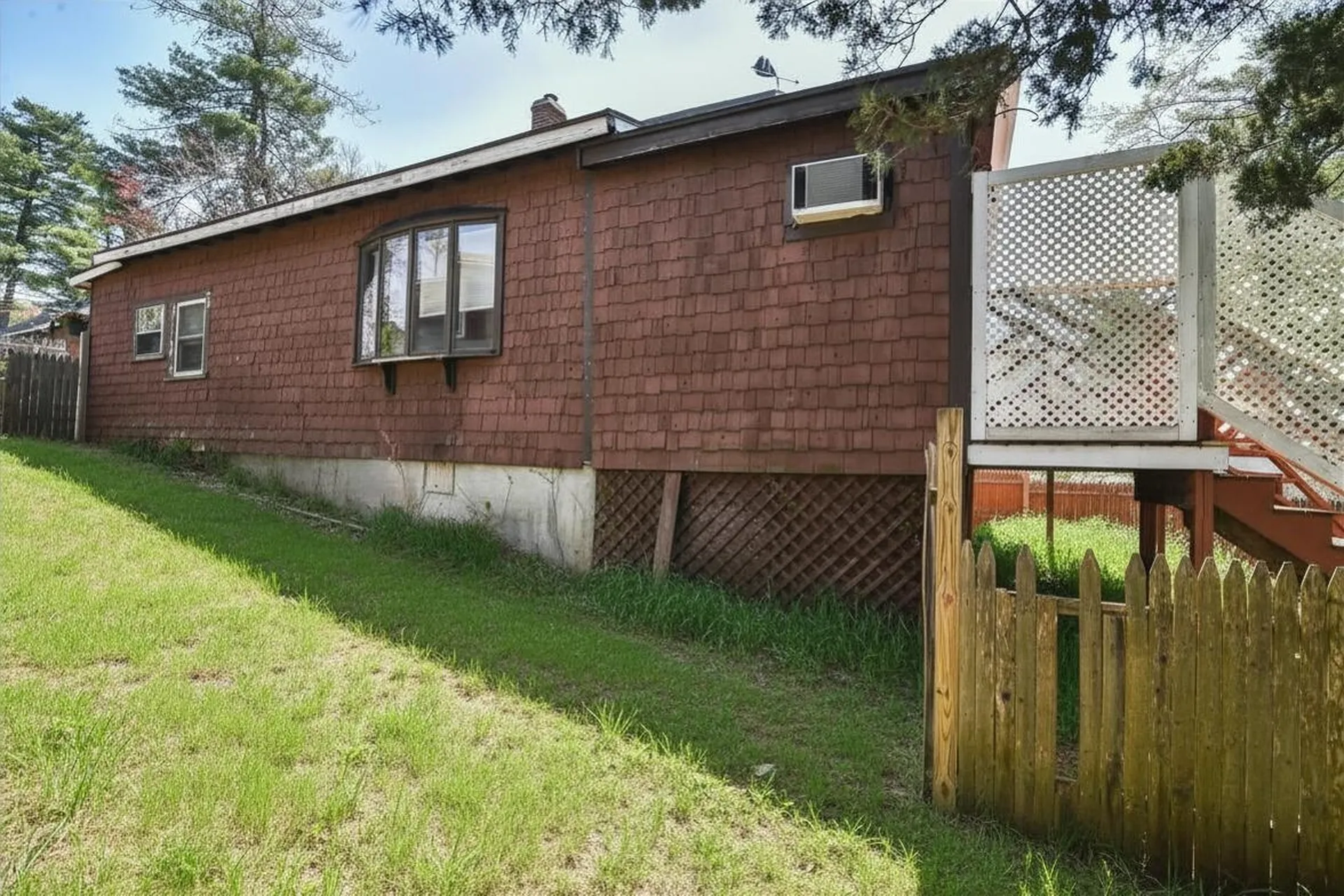14 Marcoux Road Newton NH 03858