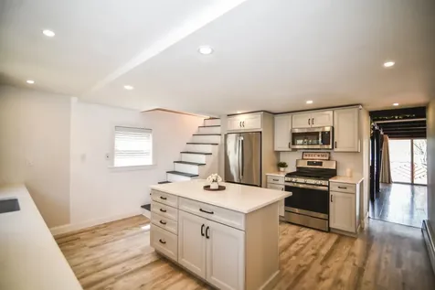 14 Marcoux Road Newton NH 03858