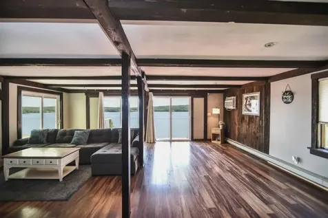 14 Marcoux Road Newton NH 03858