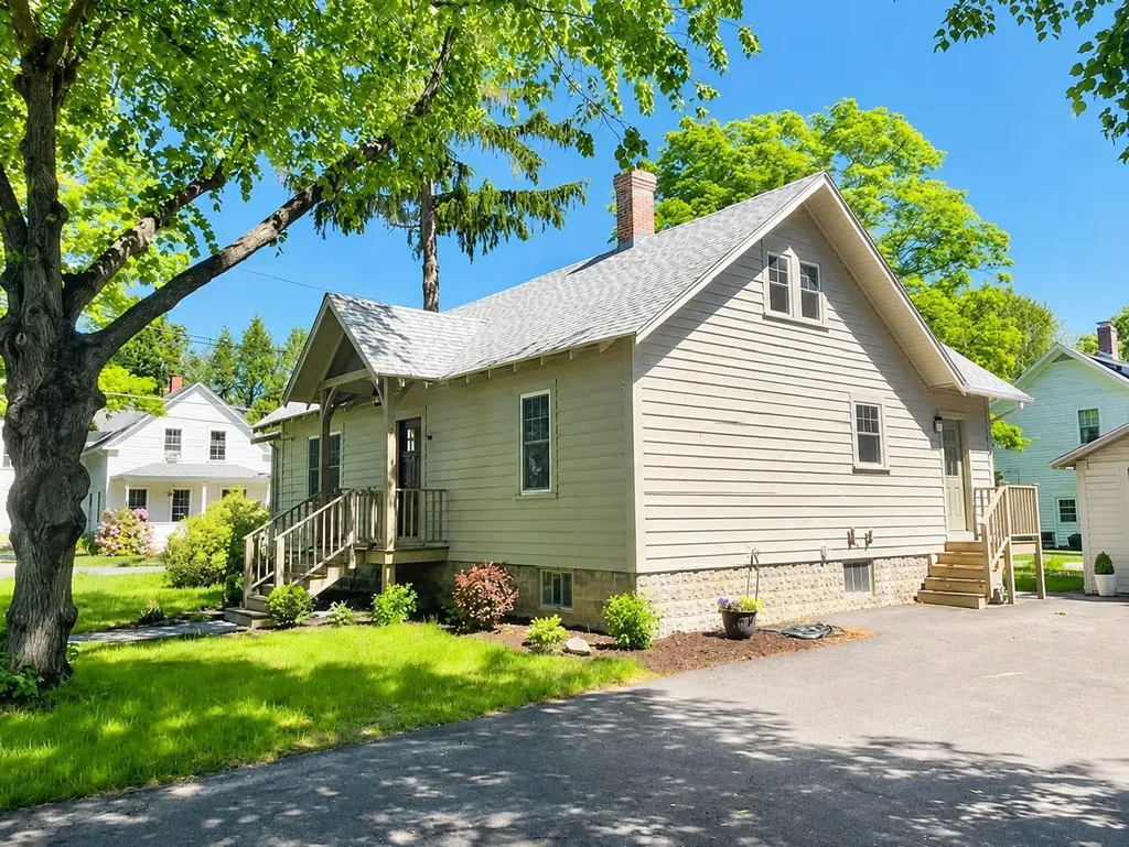 49 Mckinley Street Keene NH 03431