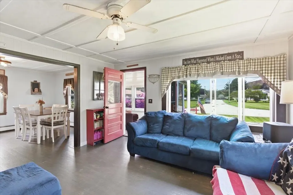 215 Orchard Street Pownal VT 05261
