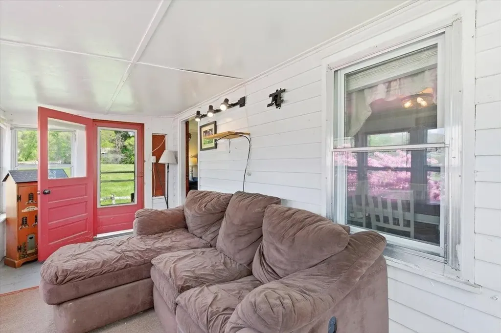 215 Orchard Street Pownal VT 05261