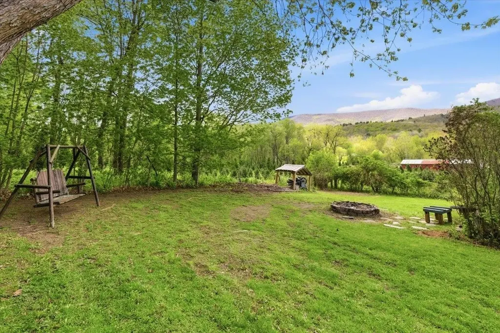 215 Orchard Street Pownal VT 05261
