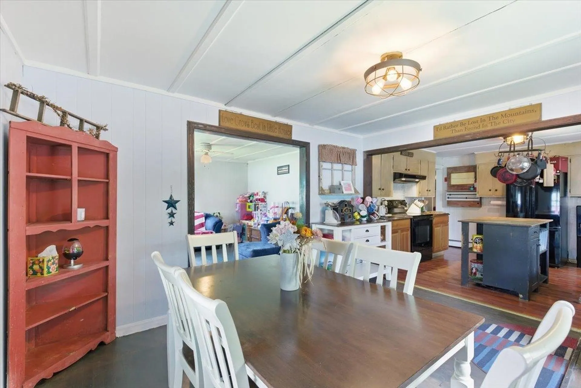 215 Orchard Street Pownal VT 05261