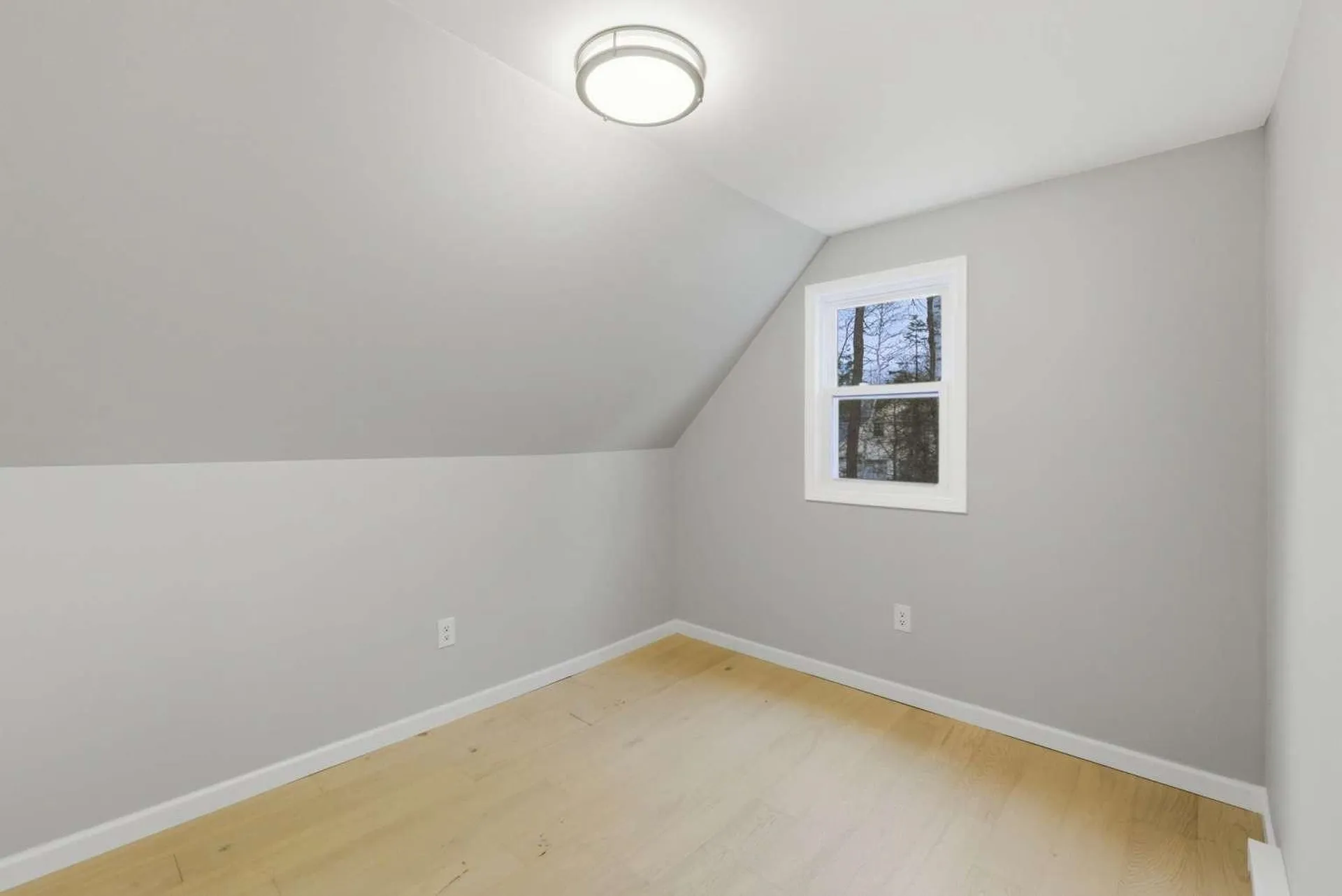 91 Chalk Pond Road Newbury NH 03255