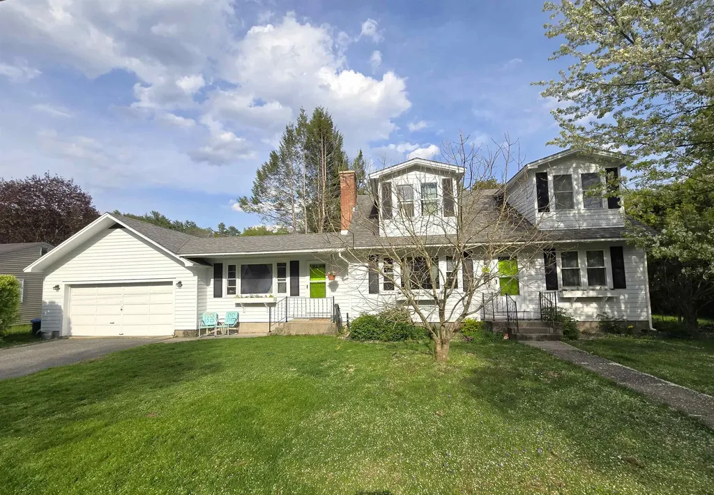 25 Speno Court Brattleboro VT 05301