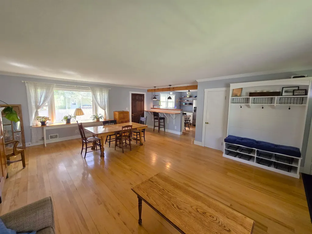 25 Speno Court Brattleboro VT 05301