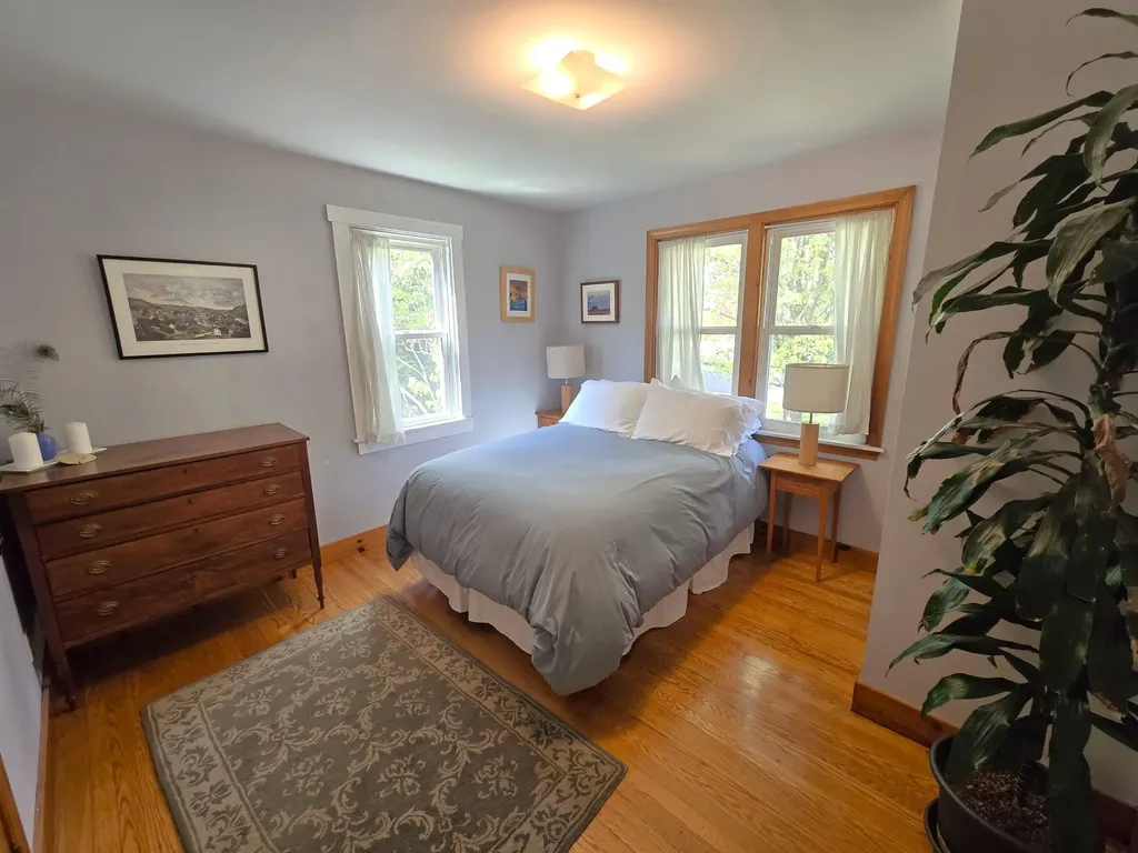 25 Speno Court Brattleboro VT 05301