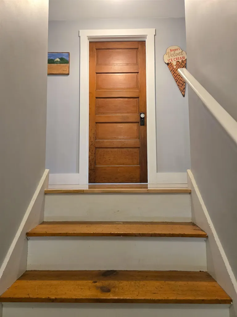 25 Speno Court Brattleboro VT 05301