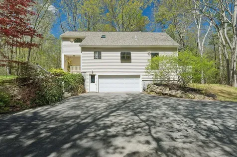 143 Harper Ridge Road Hampstead NH 03826