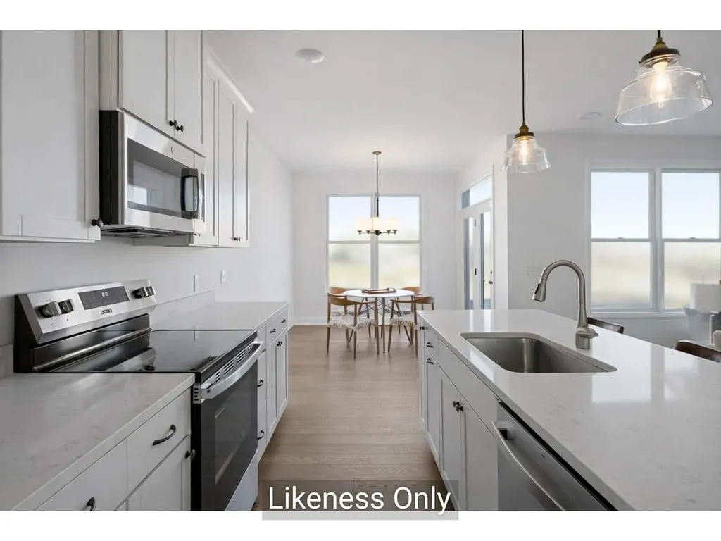 121 Mabel Way South Burlington VT 05403