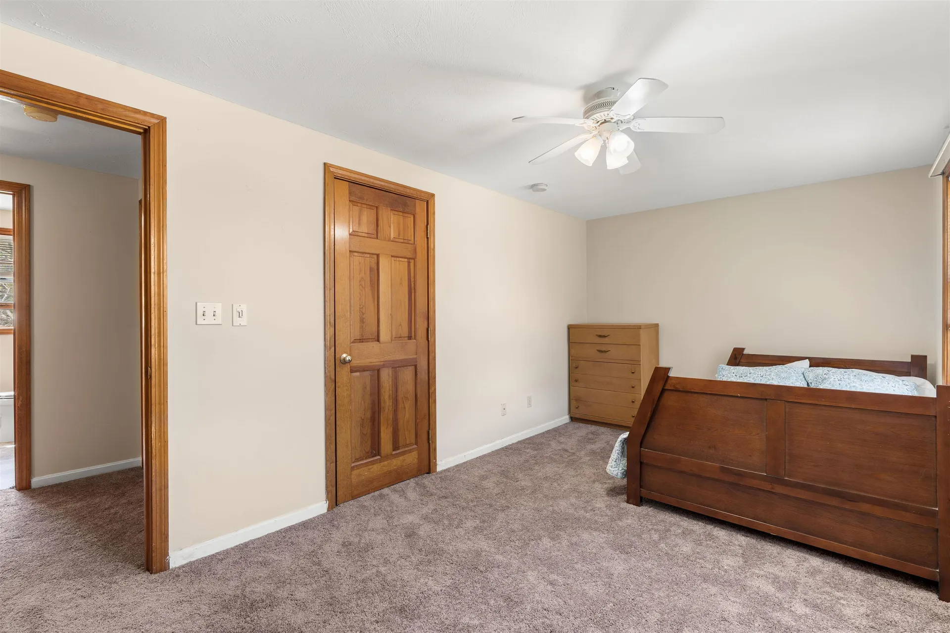 11 Jennifer Lane Weare NH 03281