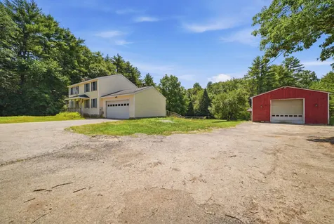 11 Jennifer Lane Weare NH 03281