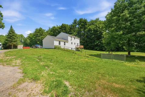 11 Jennifer Lane Weare NH 03281