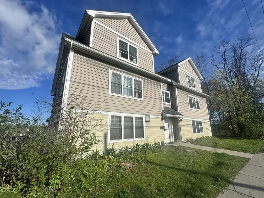 354 Manhattan Drive Burlington VT 05401