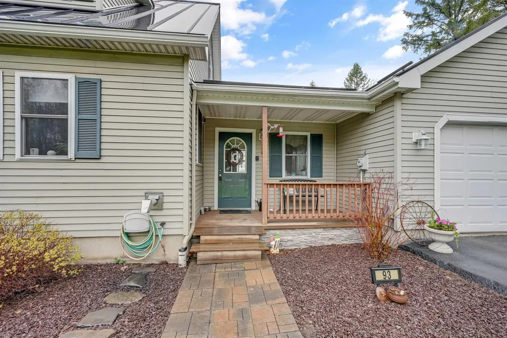 93 Carpenter Boulevard Charleston VT 05872