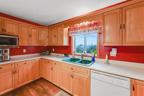 93 Carpenter Boulevard Charleston VT 05872