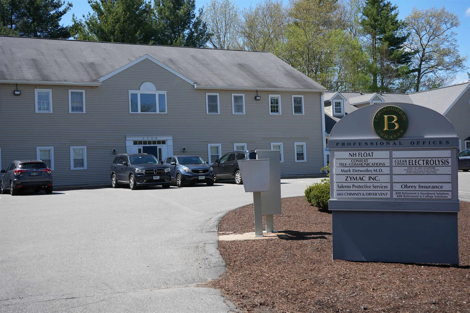 1B Commons Drive Londonderry NH 03053