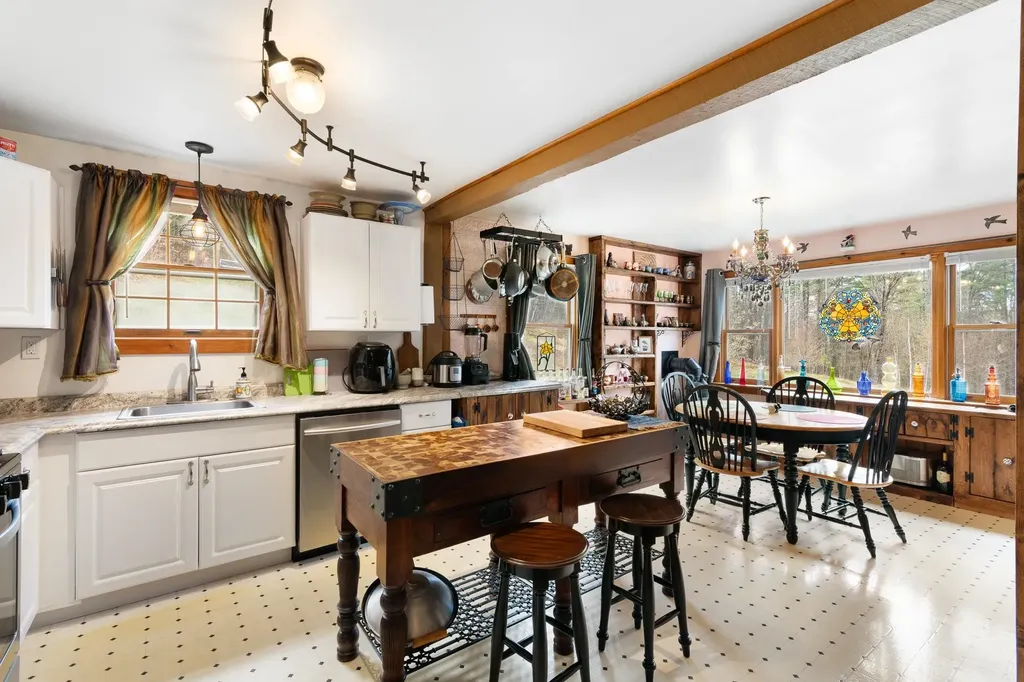 167 Peck Lane Westminster VT 05158