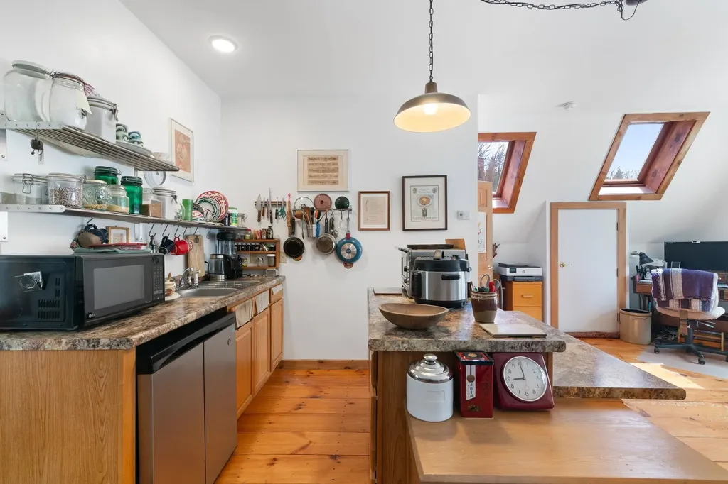 167 Peck Lane Westminster VT 05158