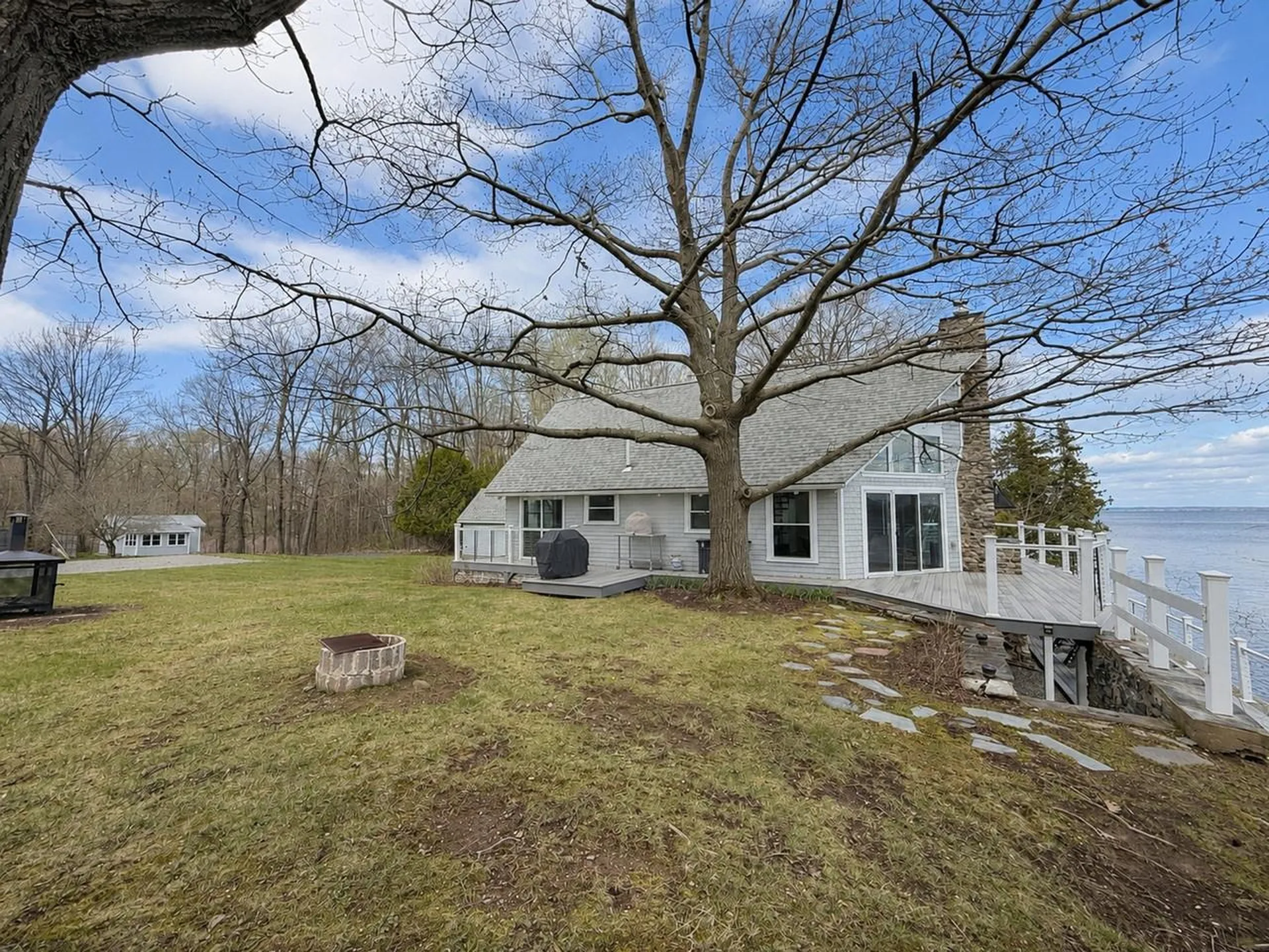 274 Stone Gate Lane North Hero VT 05474
