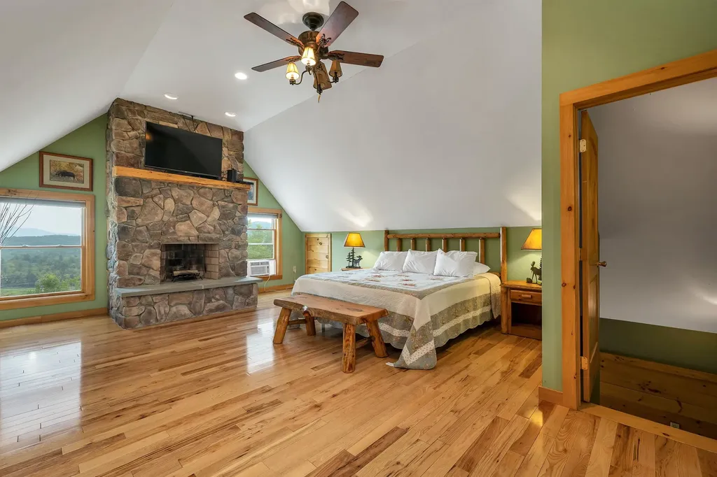 36 Ocean View Boulevard Groton NH 03241