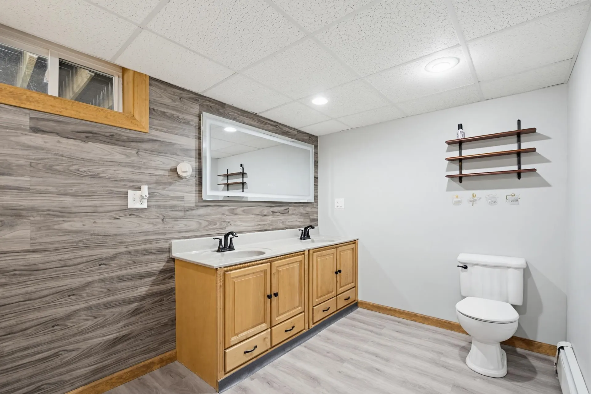 404 Sandogardy Pond Road Northfield NH 03276