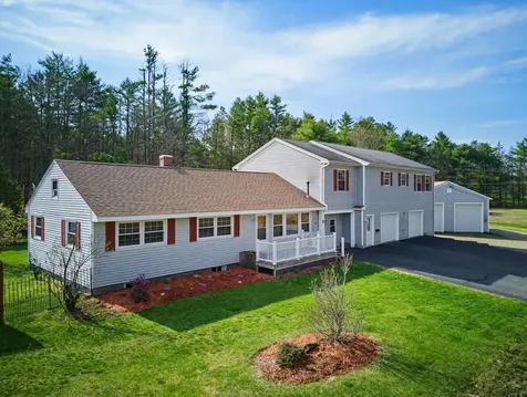 404 Sandogardy Pond Road Northfield NH 03276