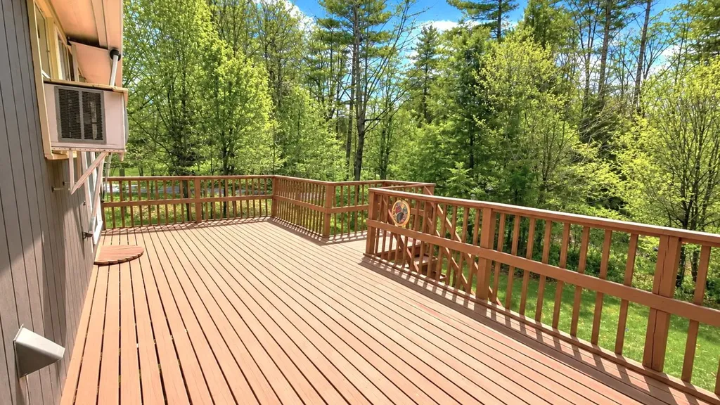 2121 North Road Sunderland VT 05250
