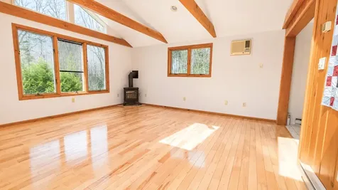 2121 North Road Sunderland VT 05250