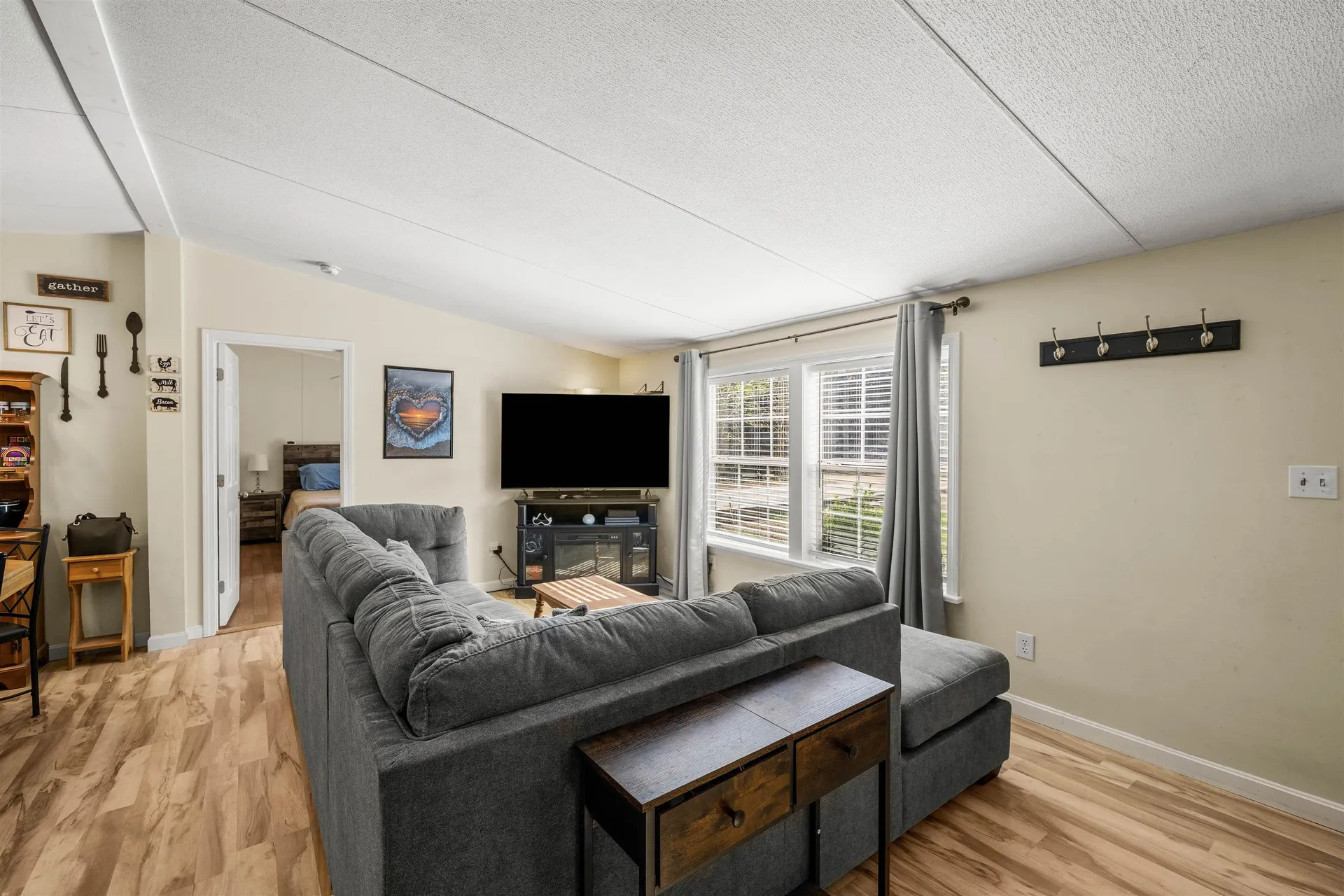 65 Pine Glen Road Hillsborough NH 03244