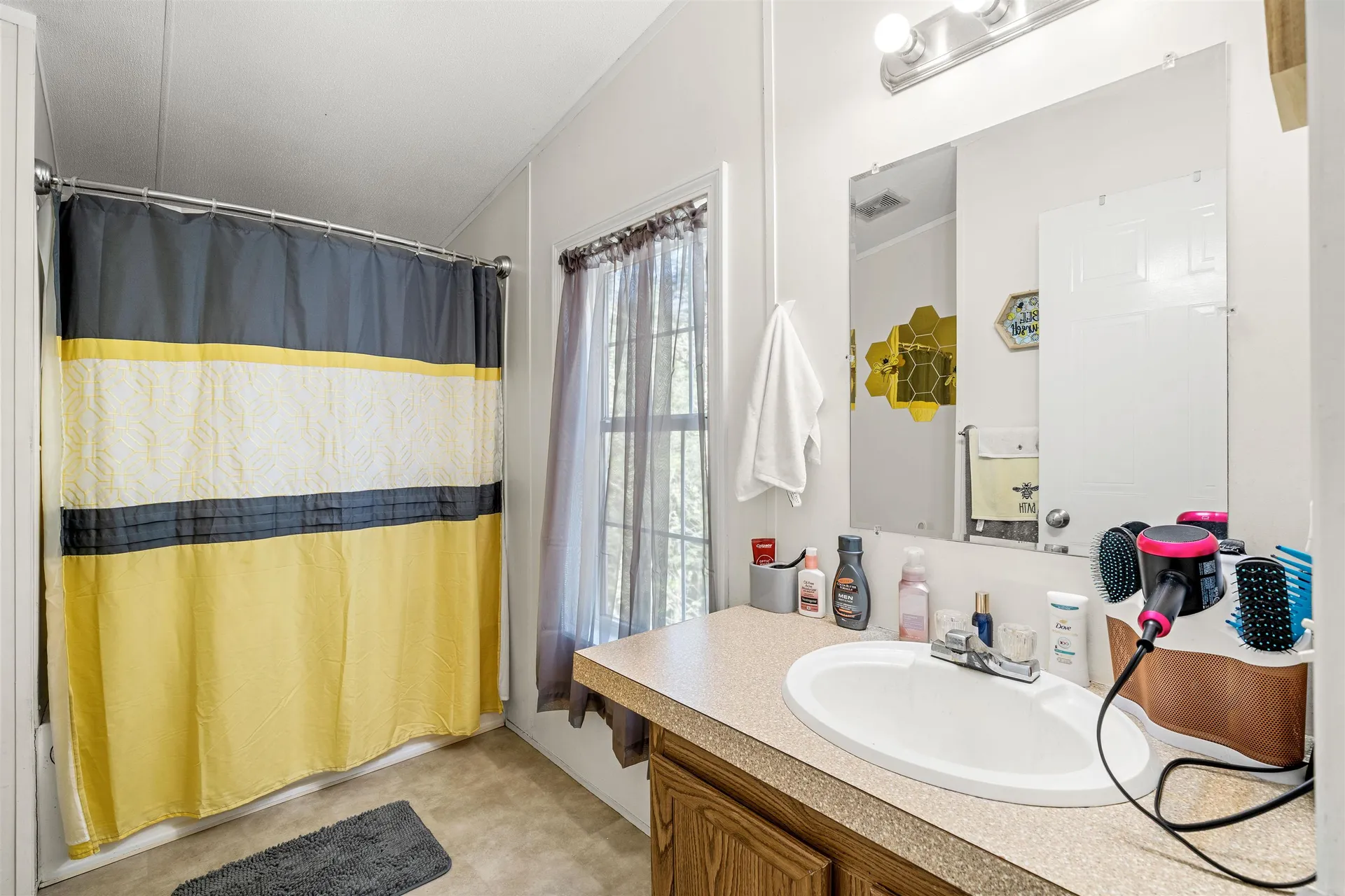 65 Pine Glen Road Hillsborough NH 03244