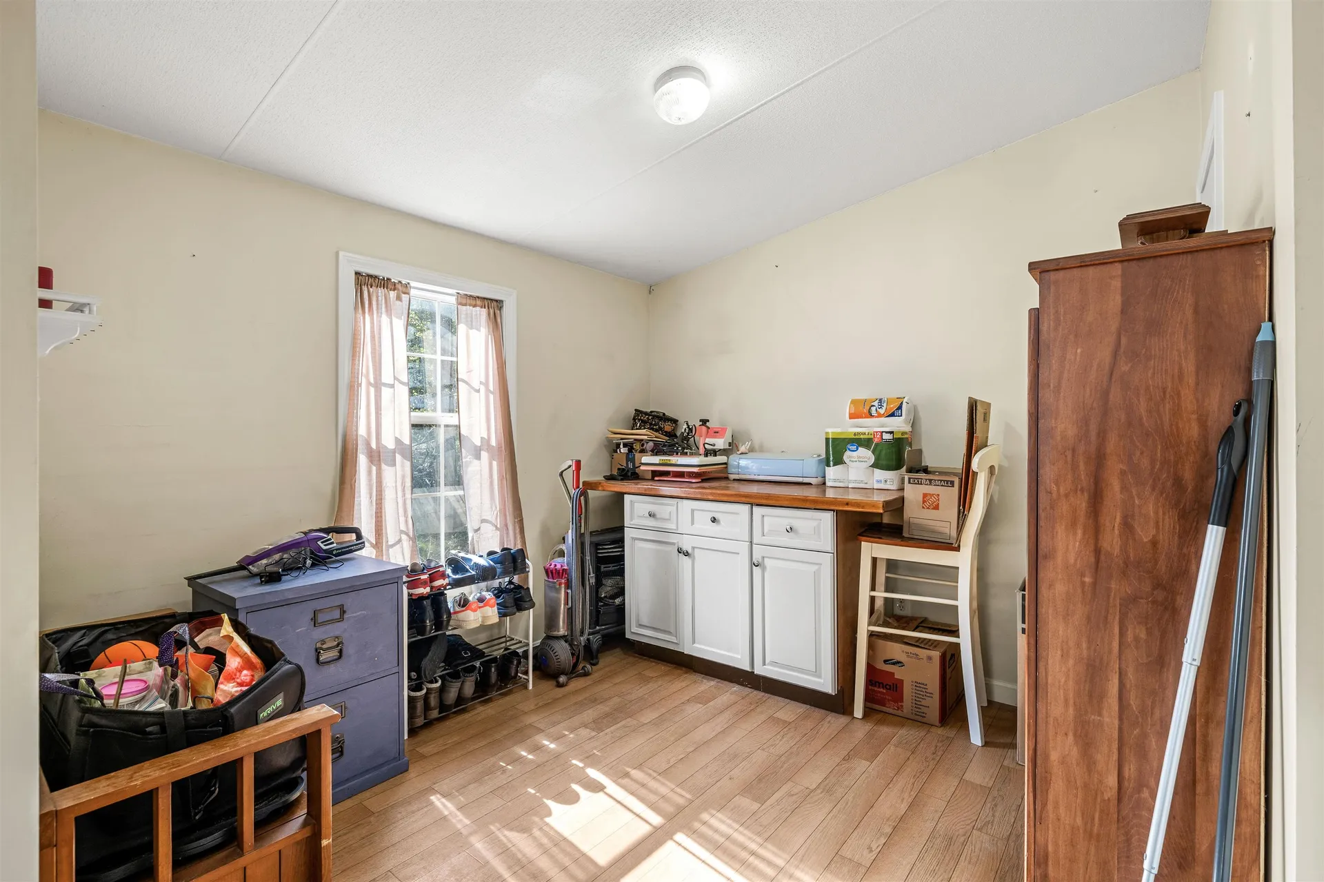 65 Pine Glen Road Hillsborough NH 03244