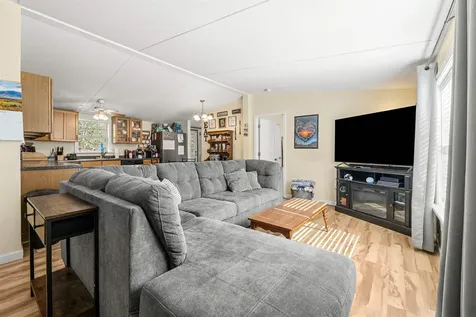 65 Pine Glen Road Hillsborough NH 03244
