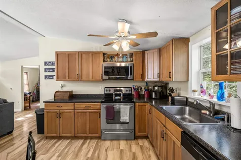 65 Pine Glen Road Hillsborough NH 03244
