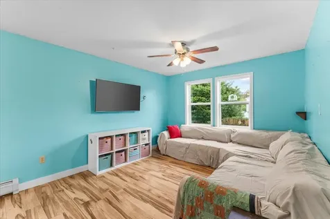 6 Doon Way Essex Junction VT 05452