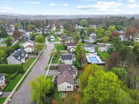 6 Doon Way Essex Junction VT 05452