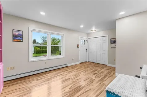 6 Doon Way Essex Junction VT 05452