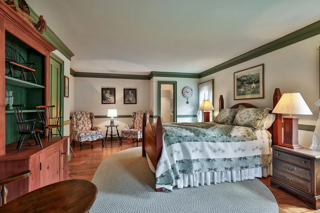 1302 Popple Dungeon Road Chester VT 05143