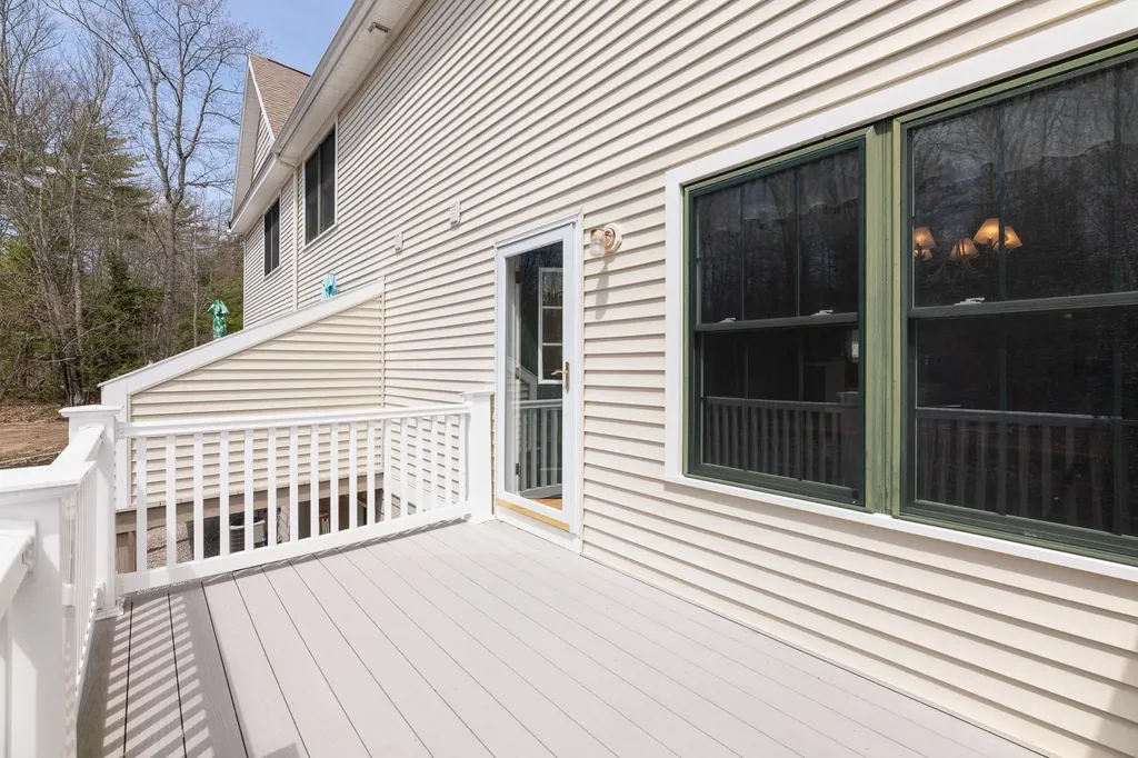 12 Village Drive Meredith NH 03253